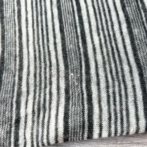 Club Monaco Alpaca Wool Blend Italian Yarn Soft Striped Infinity Scarf - Picture 7 of 9